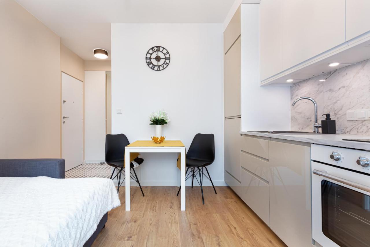 Mokotow Business Center Apartments By Noclegi Renters Варшава Экстерьер фото