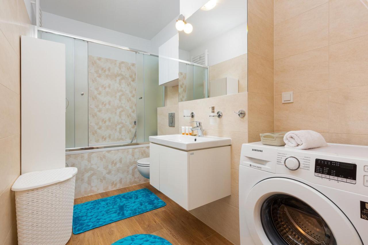 Mokotow Business Center Apartments By Noclegi Renters Варшава Экстерьер фото